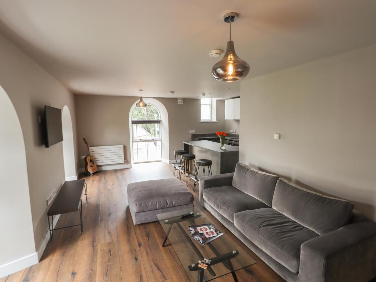The Breathe Residence ริล ภายนอก รูปภาพ
